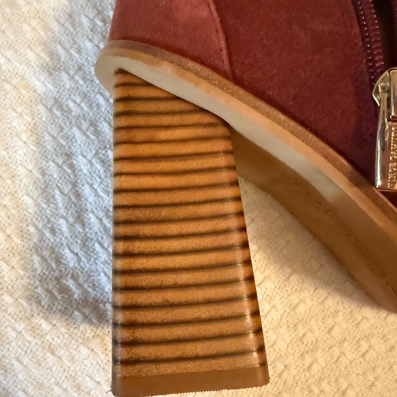 Vince Camuto Red Suede Heeled Boots - Picture 4 of 15